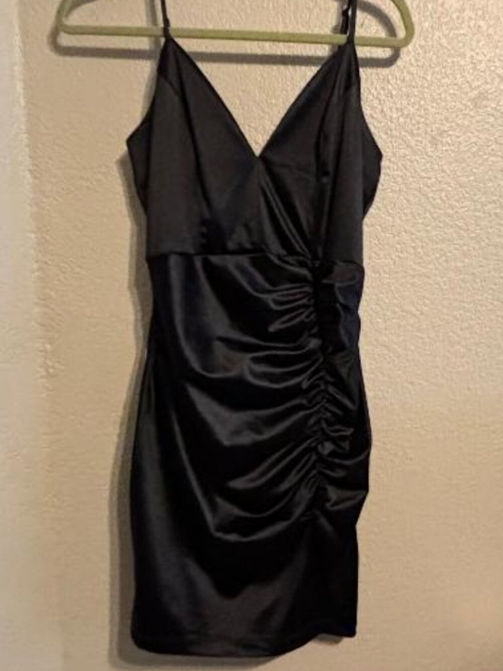 Honey and Rosie Black Sweetheart Ruched side Thin Straps Mini Dress L